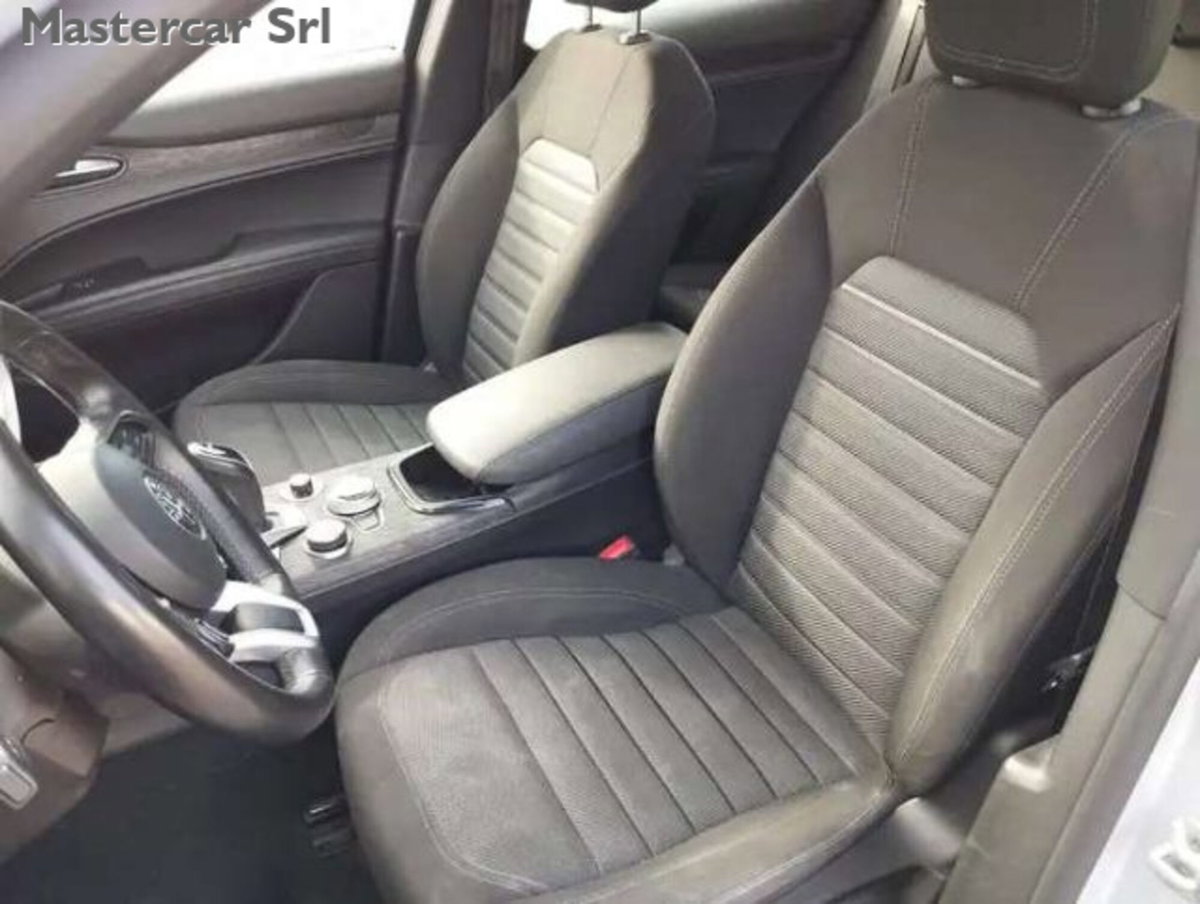 Alfa Romeo Stelvio Stelvio 2.2 Turbodiesel 210 CV AT8 Q4 Super (9)