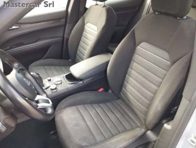 Alfa Romeo Stelvio Stelvio 2.2 Turbodiesel 210 CV AT8 Q4 Super (9)
