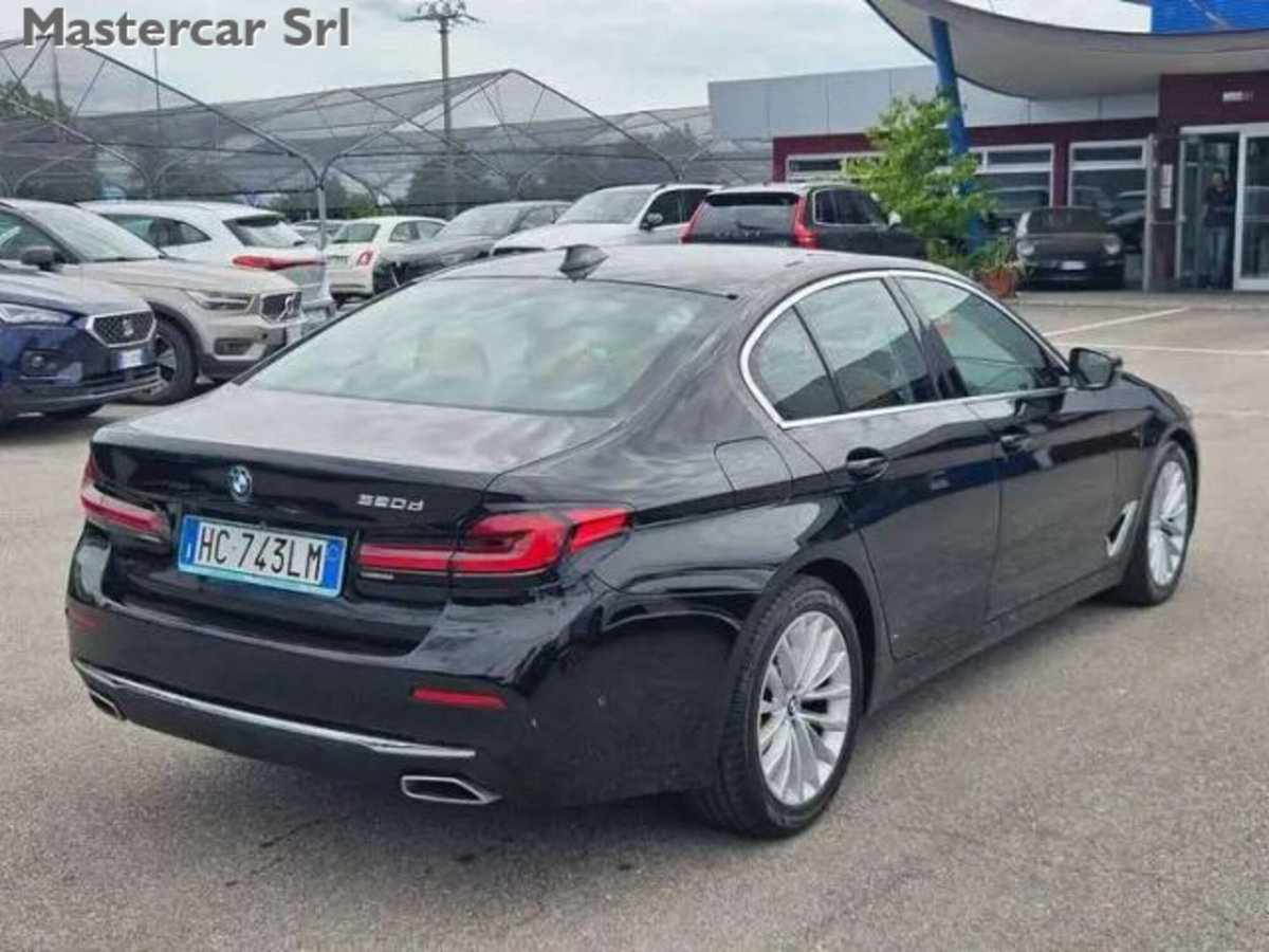 BMW Serie 5 520 (7)