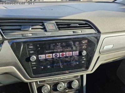 Volkswagen Touran 2.0 tdi Business dsg (14)