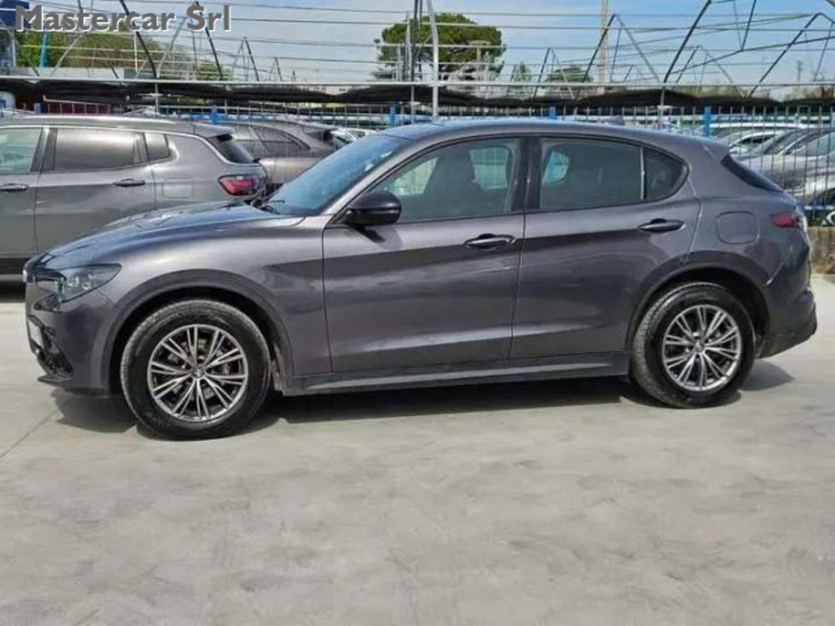 Alfa Romeo Stelvio 2.2 t Veloce Q4 210cv auto (3)