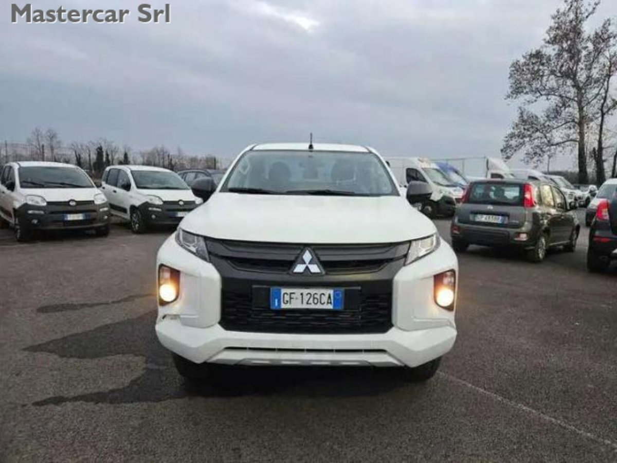 Mitsubishi L200 2.3 D Double Cab 4x4 Easy Select Invite Connect (10)