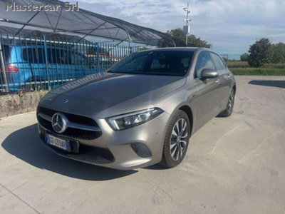Mercedes-Benz Classe A 250 e phev Advanced auto (2)