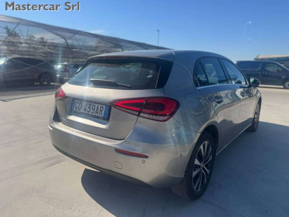 Mercedes-Benz Classe A 250 e phev Advanced auto (6)