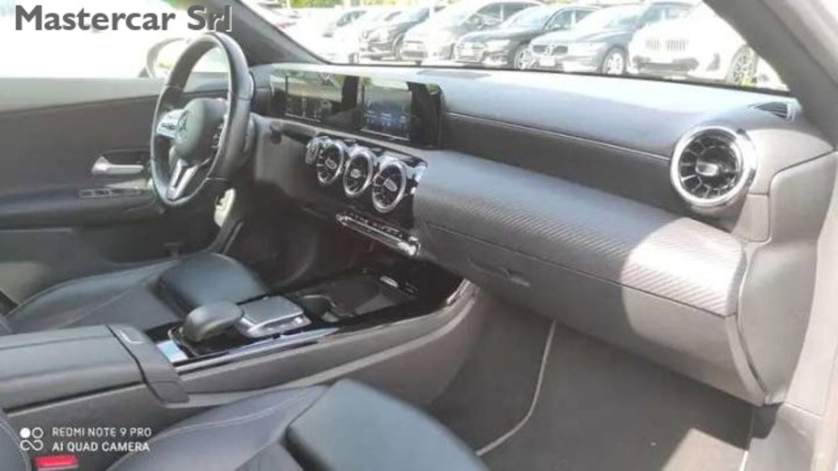 Mercedes-Benz Classe A 250 e phev Business Extra auto (11)