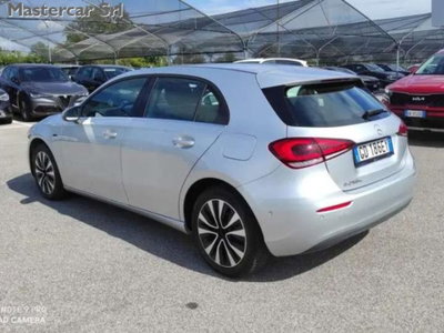 Mercedes-Benz Classe A 250 e phev Business Extra auto (4)