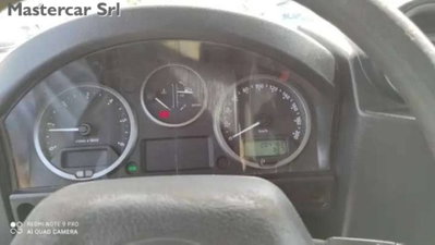 Land Rover Defender 90 2.2 TD4 S.W. E Pack Expedition N1 (13)