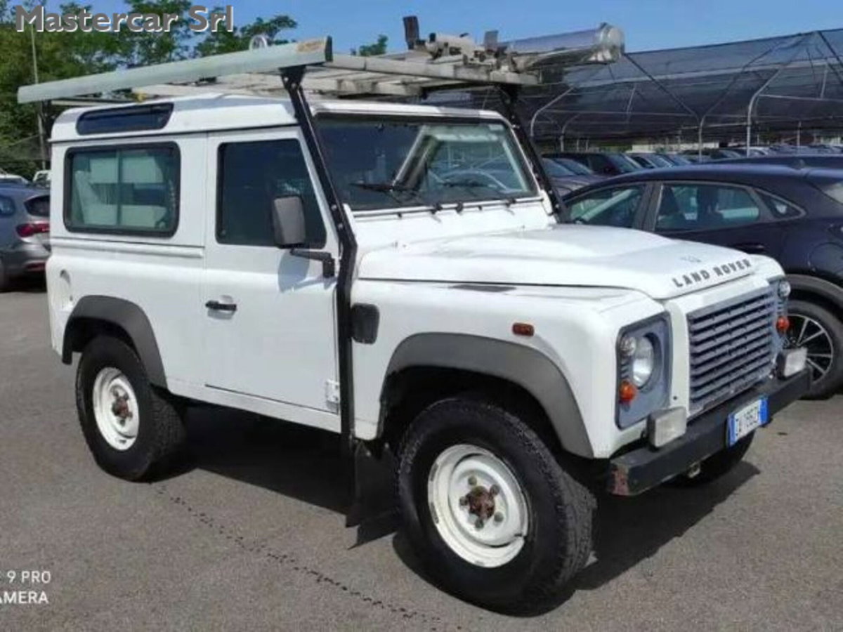 Land Rover Defender 90 2.2 TD4 S.W. E Pack Expedition N1 (8)
