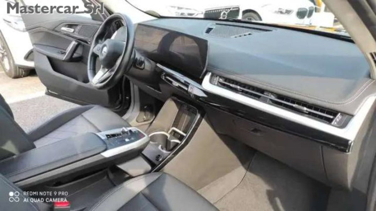 BMW X1 sdrive18i X-Line auto (10)