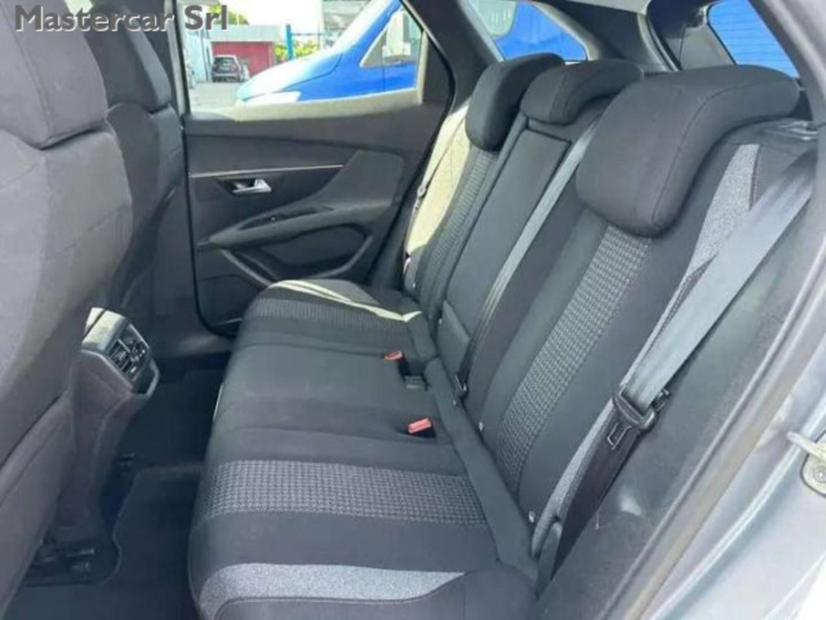 Peugeot 3008 BlueHDi 130 S&S Active Business (11)