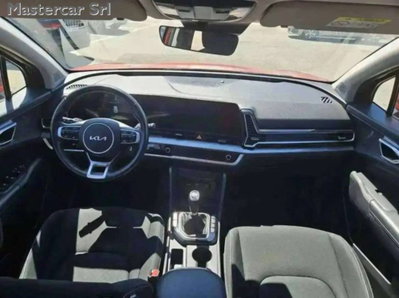 Kia Sportage 1.6 CRDi MHEV Business (11)