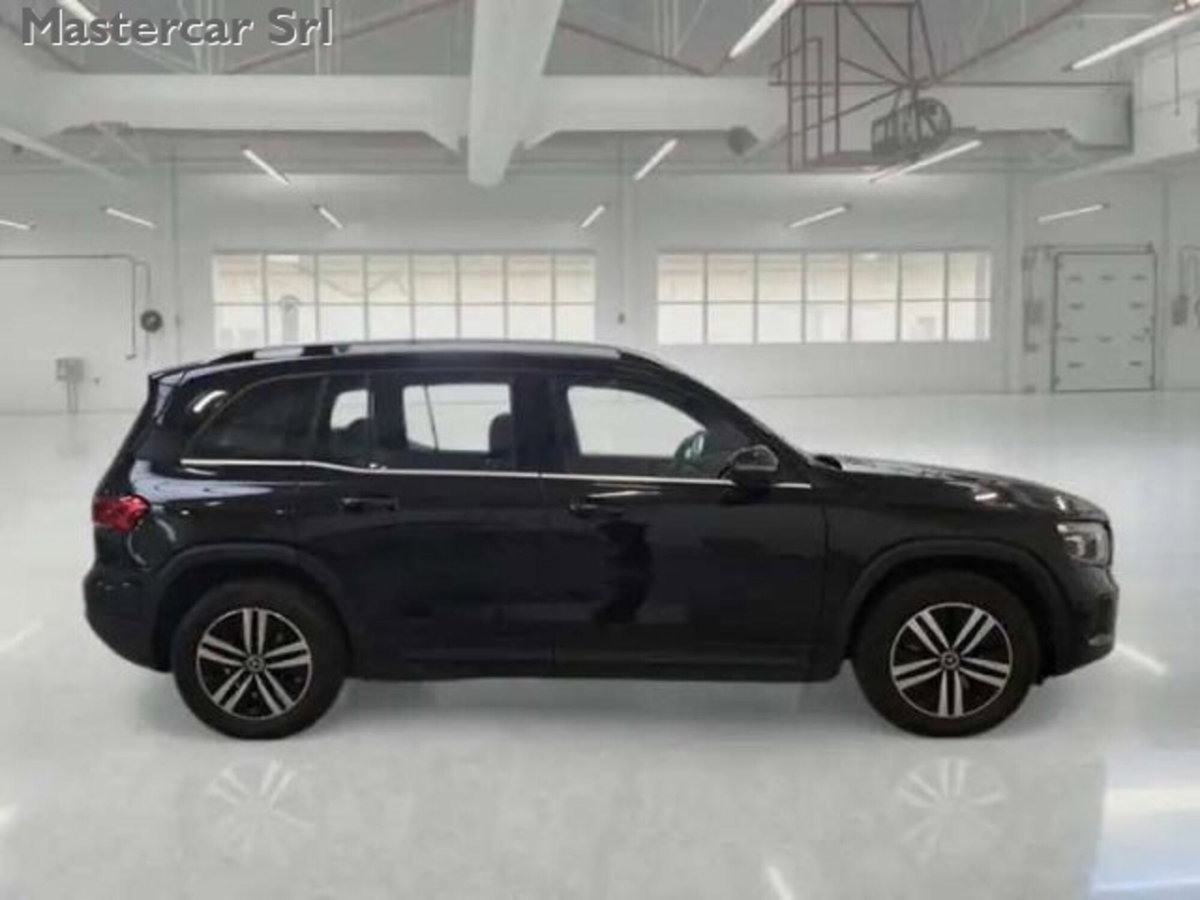 Mercedes-Benz GLB 200 d Business Extra auto 7p.ti (7)