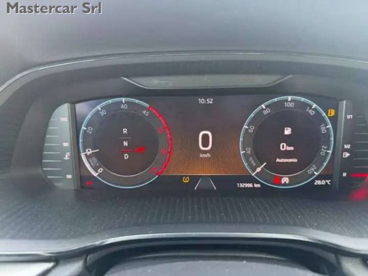 Skoda Octavia Station Wagon 2.0 TDI EVO SCR DSG Wagon Executive (11)