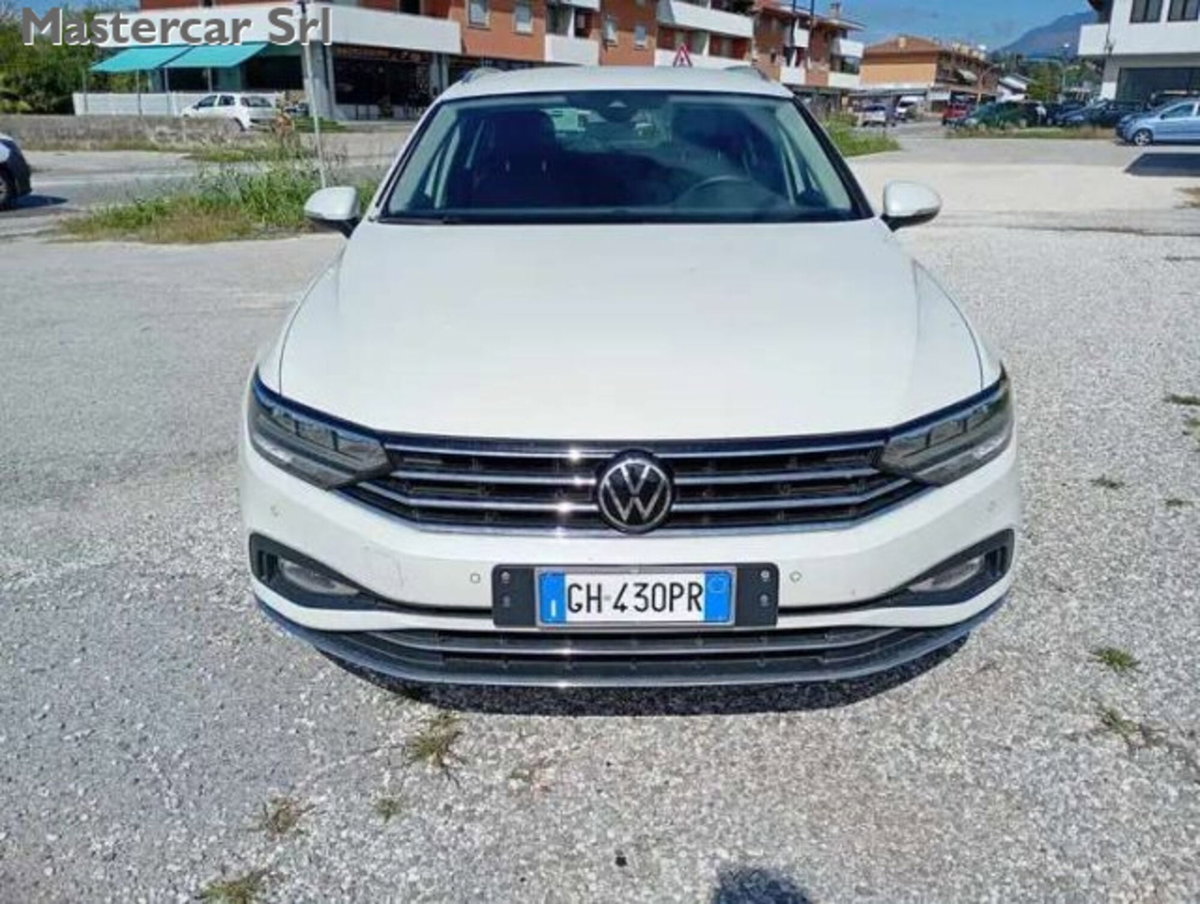 Volkswagen Passat Variant 2.0 TDI SCR 200 CV 4MOTION DSG Executive (7)