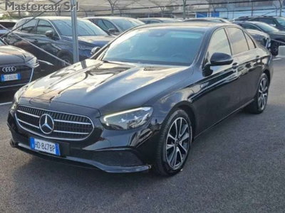 Mercedes-Benz Classe E 200 d Auto Business Sport (2)