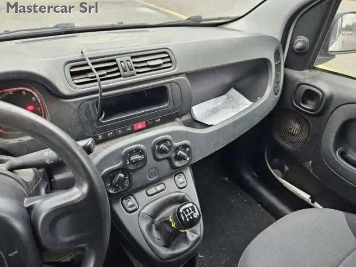 Fiat Panda 1.2 Pop Van 2 posti (12)