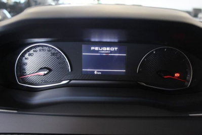 Peugeot 208 1.2 puretech Active s&s 100cv (6)