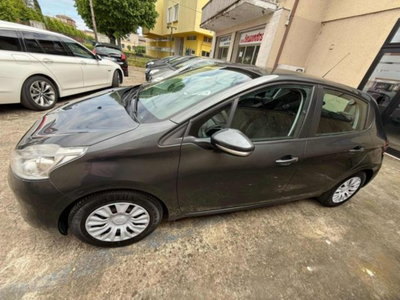 Peugeot 208 82 5 porte Active (2)