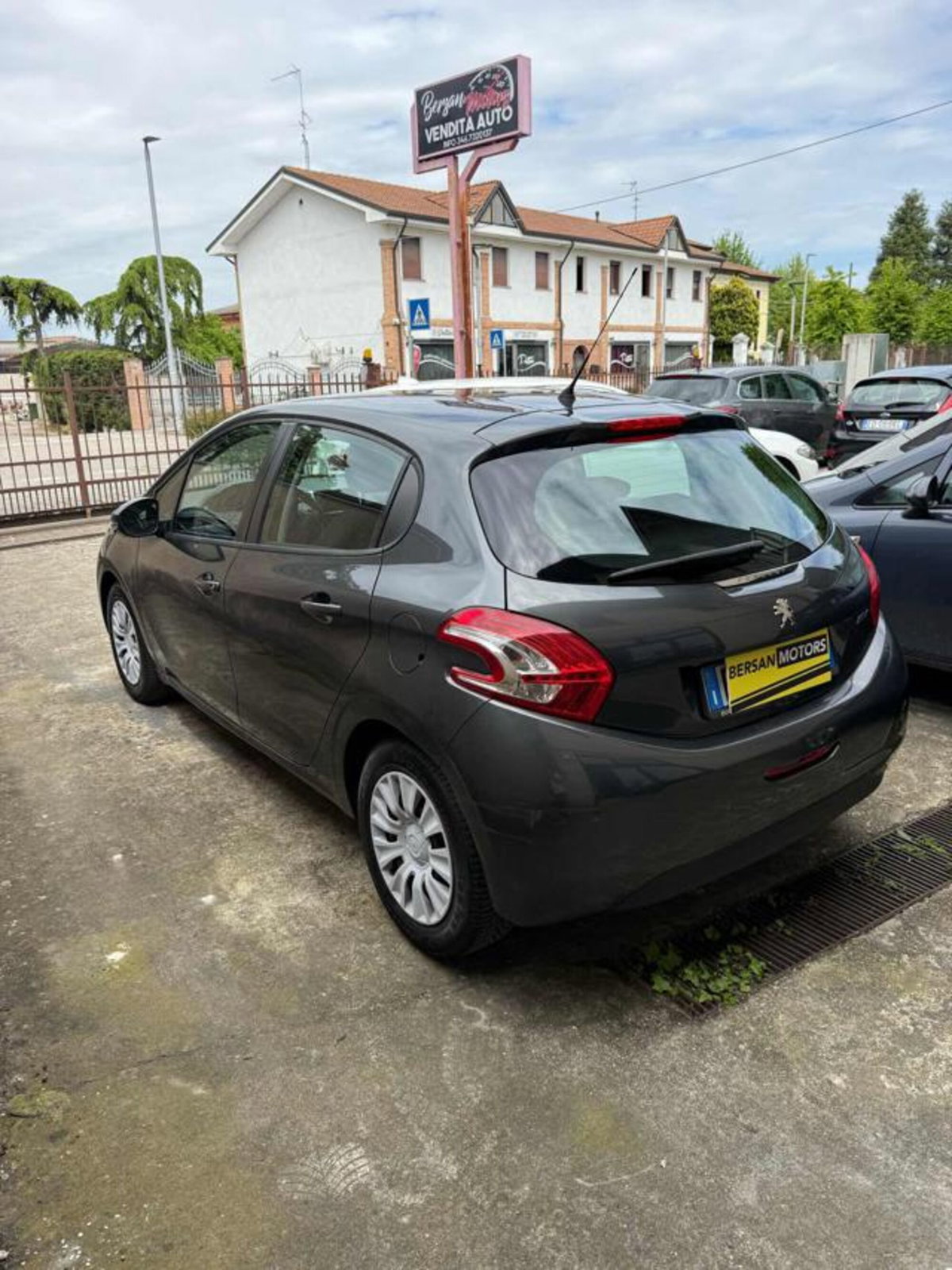 Peugeot 208 82 5 porte Active (4)