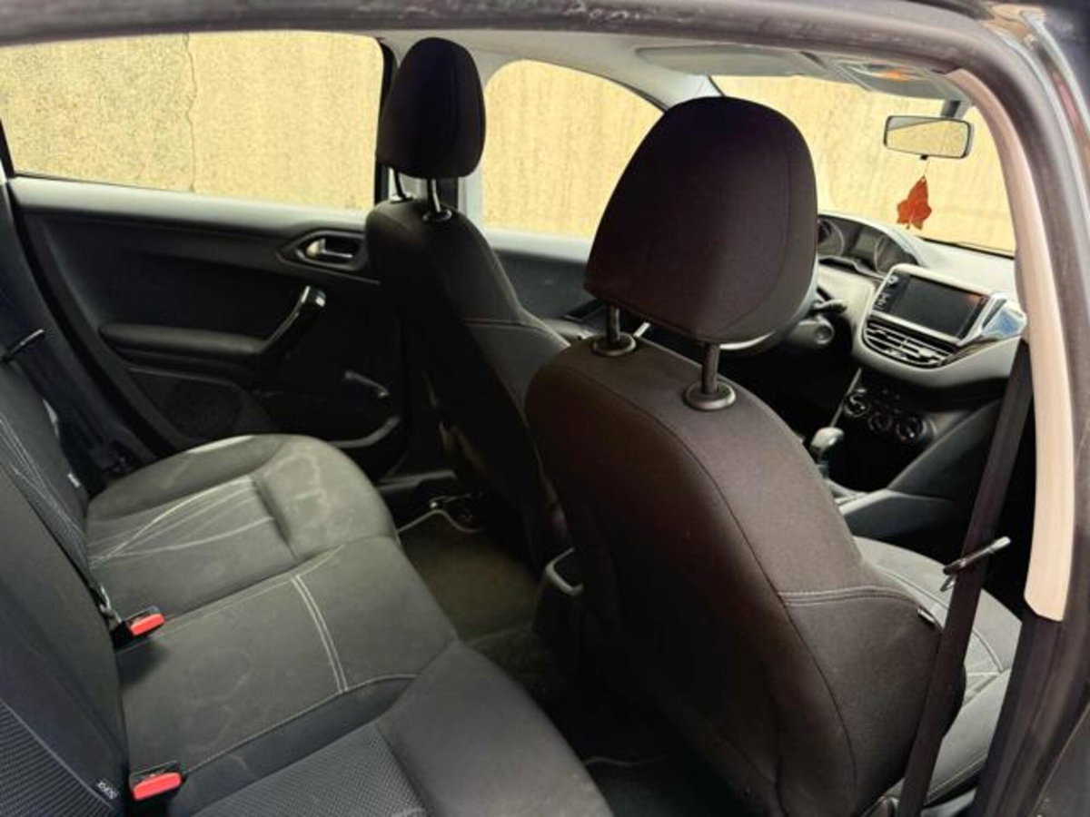 Peugeot 208 82 5 porte Active (8)