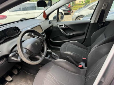 Peugeot 208 82 5 porte Active (9)
