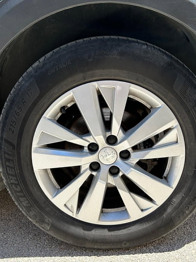 Peugeot 3008 BlueHDi 130 S&S Crossway (12)