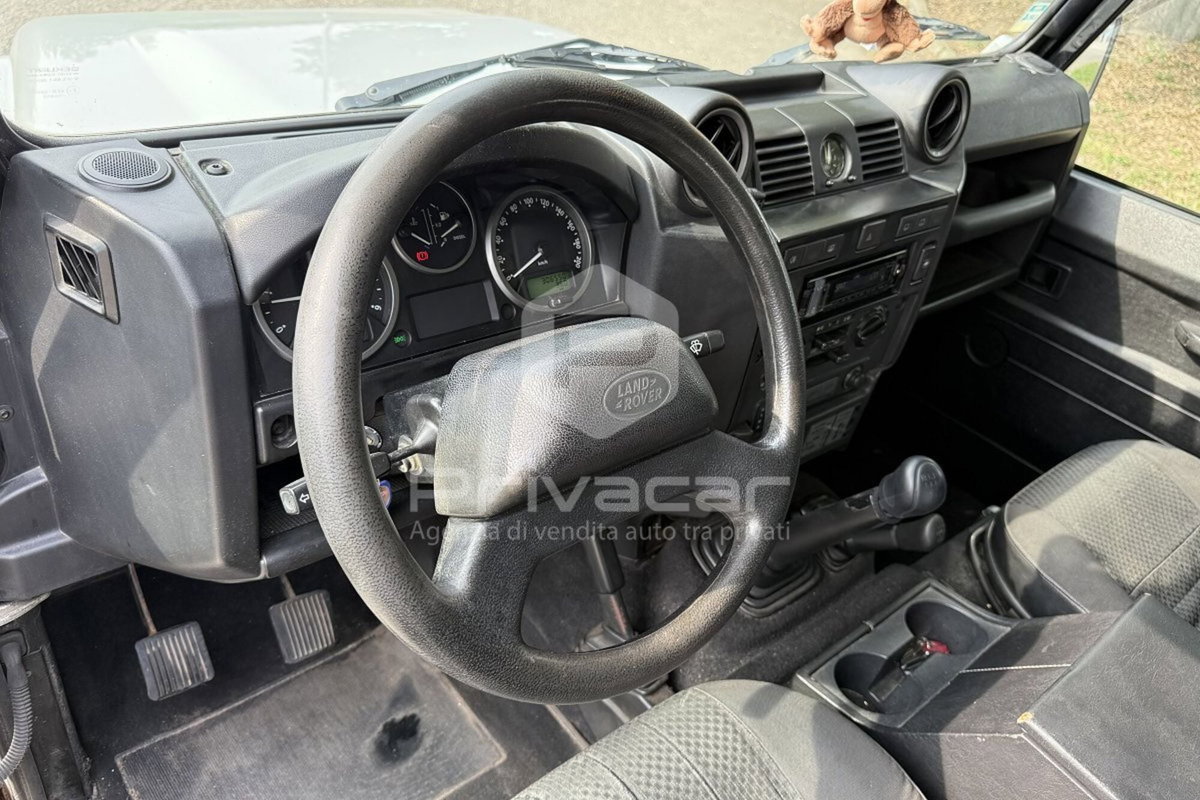 Land Rover Defender 90 2.4 TD4 Pick Up S (10)