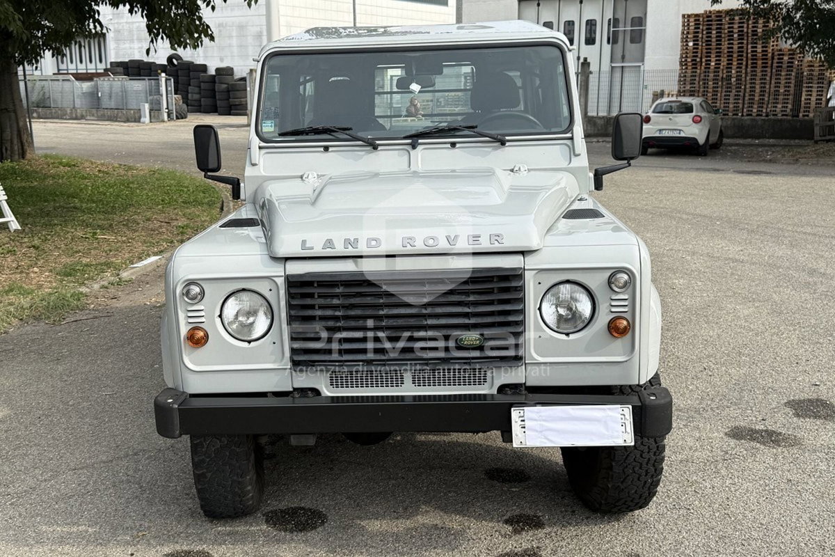 Land Rover Defender 90 2.4 TD4 Pick Up S (2)