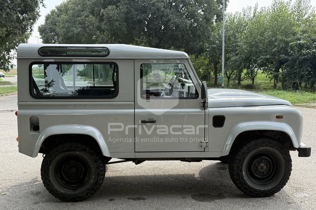 Land Rover Defender 90 2.4 TD4 Pick Up S (4)
