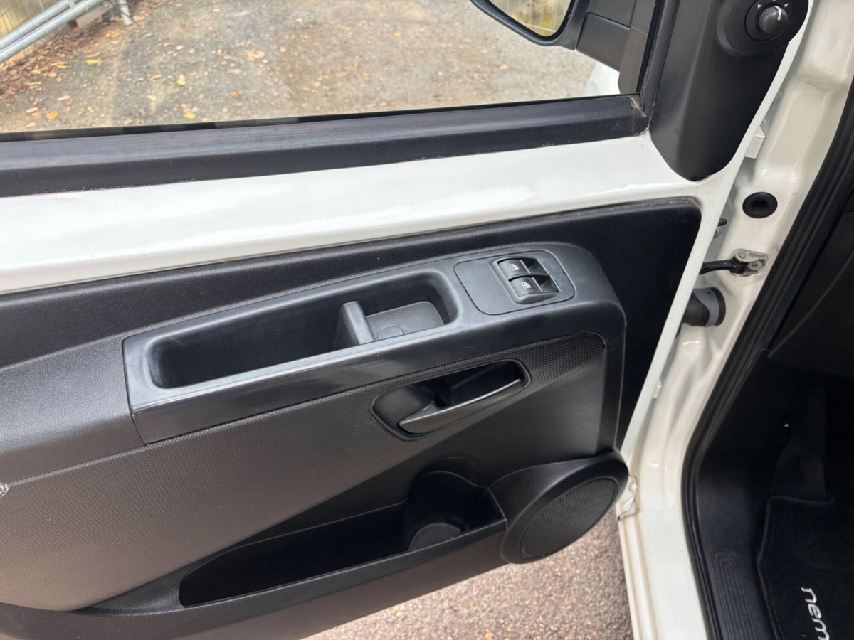 Citroen Nemo 1.3 HDi 75CV FAP Furgone (12)