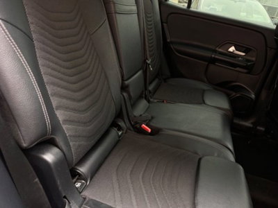 Mercedes-Benz GLB 180 d Automatic Business (10)