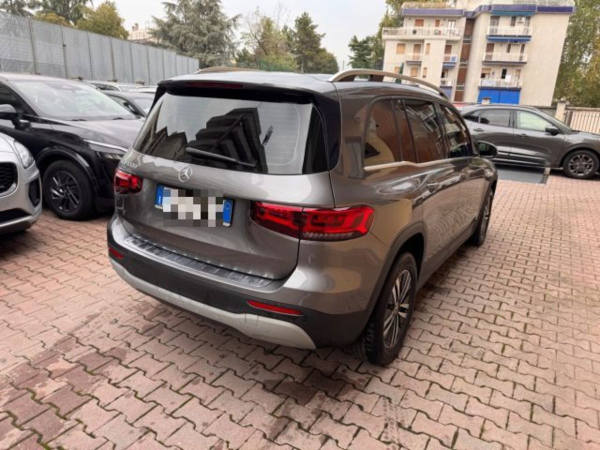 Mercedes-Benz GLB 180 d Automatic Business (6)