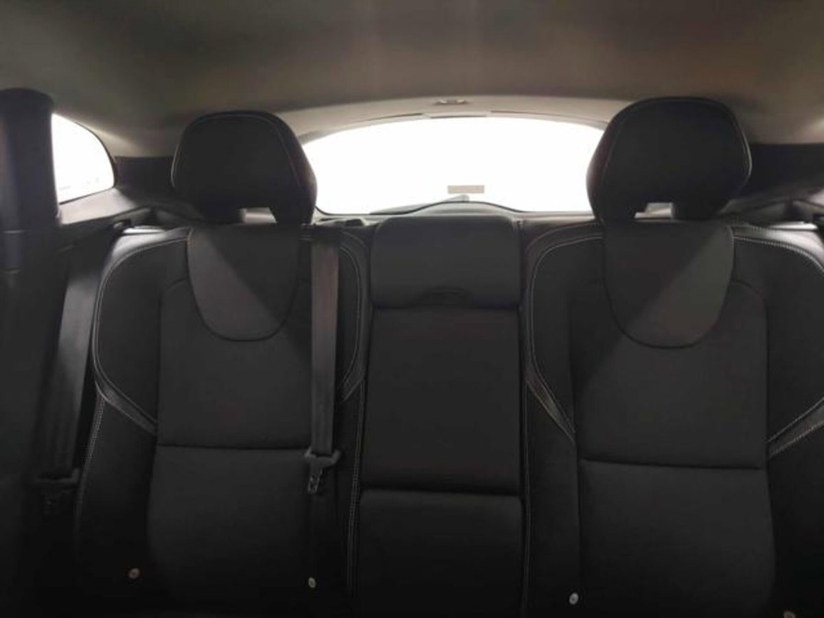 Volvo V40 D2 Geartronic N1 (6)
