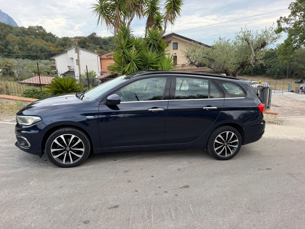 Fiat Tipo Station Wagon Tipo 1.6 Mjt S&S DCT SW Lounge (5)