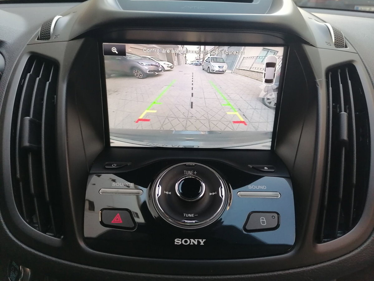 Ford Kuga 2.0 TDCI 120 CV S&S 2WD Titanium X (11)