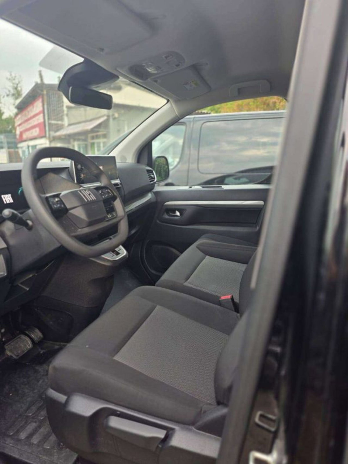 Fiat Ulysse M1 2.0 bluehdi 180cv L3H1 AT8 (9)