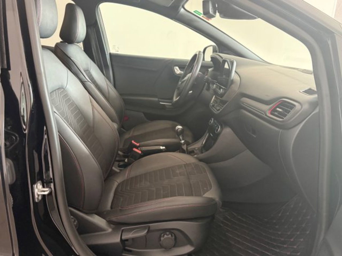 Ford Puma 1.0 EcoBoost Hybrid 125 CV S&S aut. Titanium Design (8)
