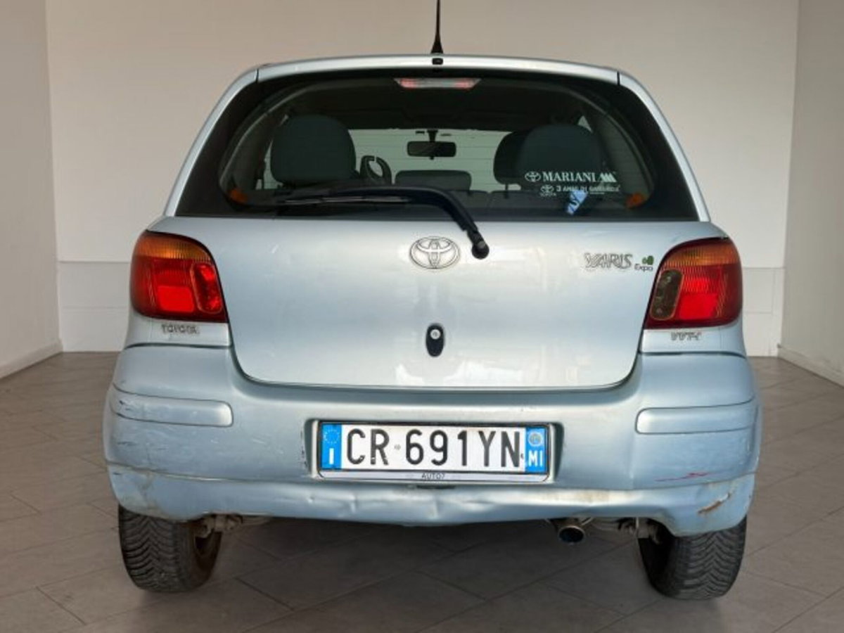 Toyota Yaris 16V cat 3 porte Sol (6)