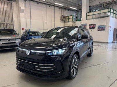 Volkswagen Tiguan 1.5 etsi Elegance 150cv dsg nuova