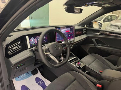 Volkswagen Tiguan 1.5 etsi Elegance 150cv dsg (12)