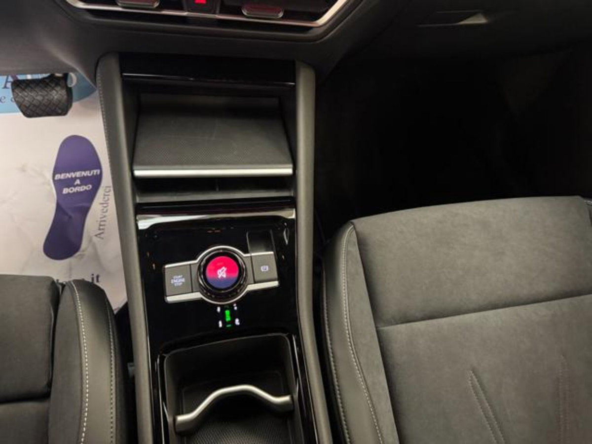 Volkswagen Tiguan 1.5 etsi Elegance 150cv dsg (9)