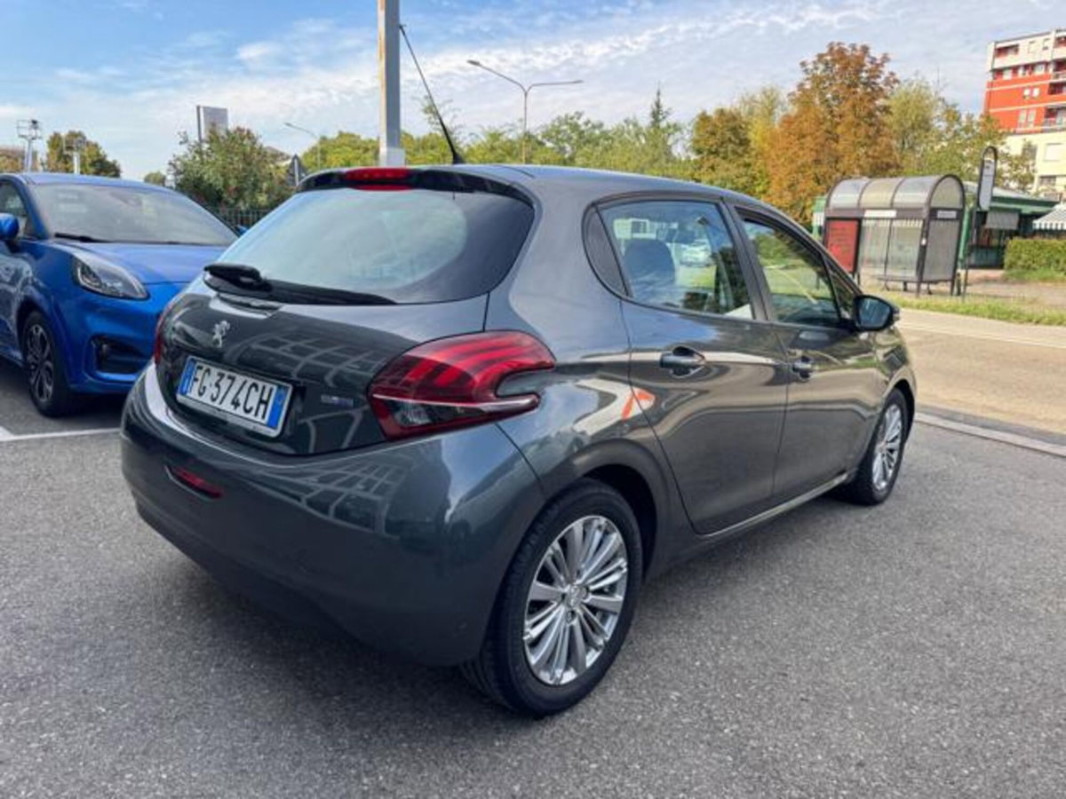 Peugeot 208 75 5 porte Allure (3)