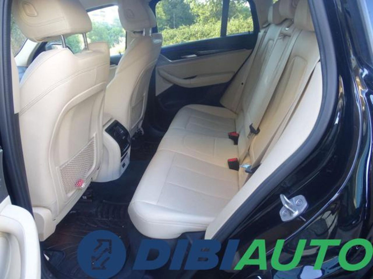 BMW X4 xDrive20d 48V xLine (9)