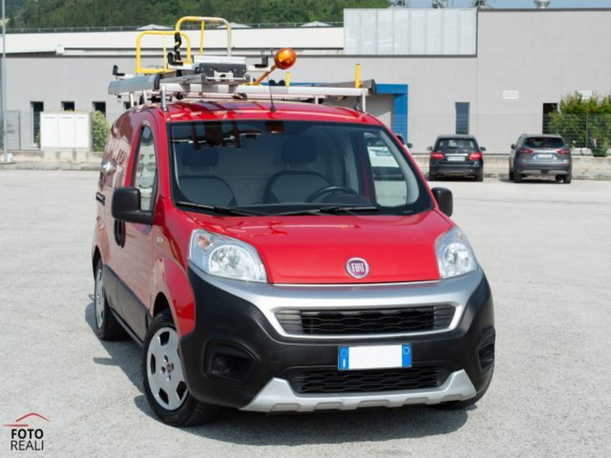 Fiat Fiorino Furgone cargo 1.3 mjt 95cv Adventure (13)