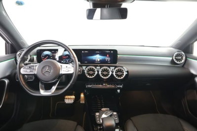 Mercedes-Benz Classe A 180 d Automatic Premium (4)