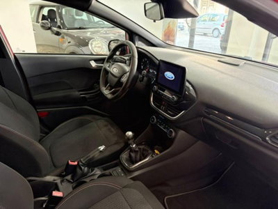 Ford Fiesta 1.5 TDCi 5 porte ST-Line (10)