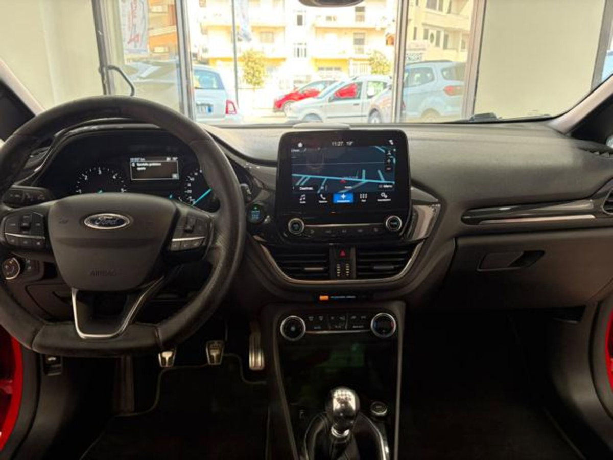 Ford Fiesta 1.5 TDCi 5 porte ST-Line (8)