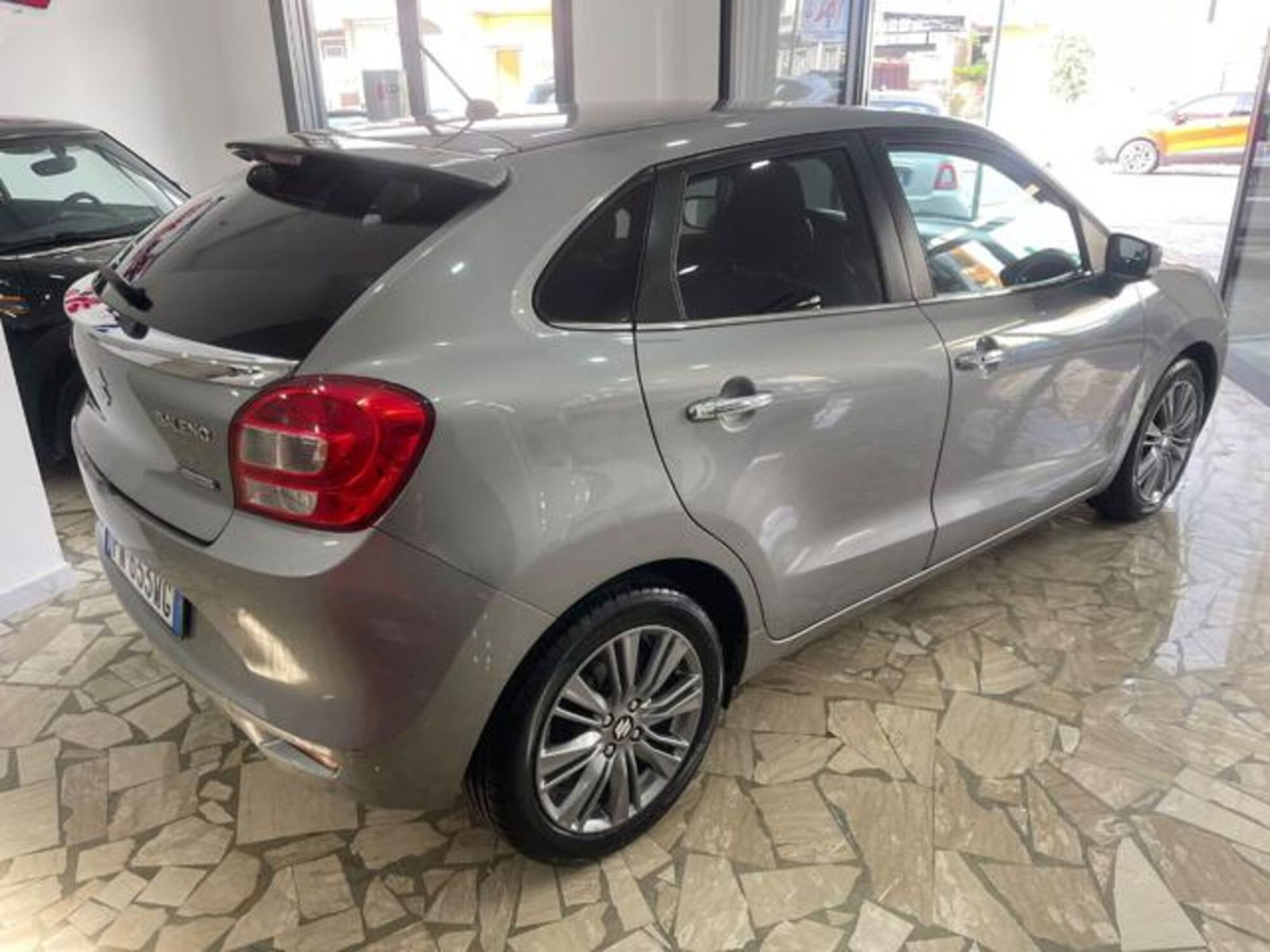 Suzuki Baleno 1.2 Hybrid Top (5)