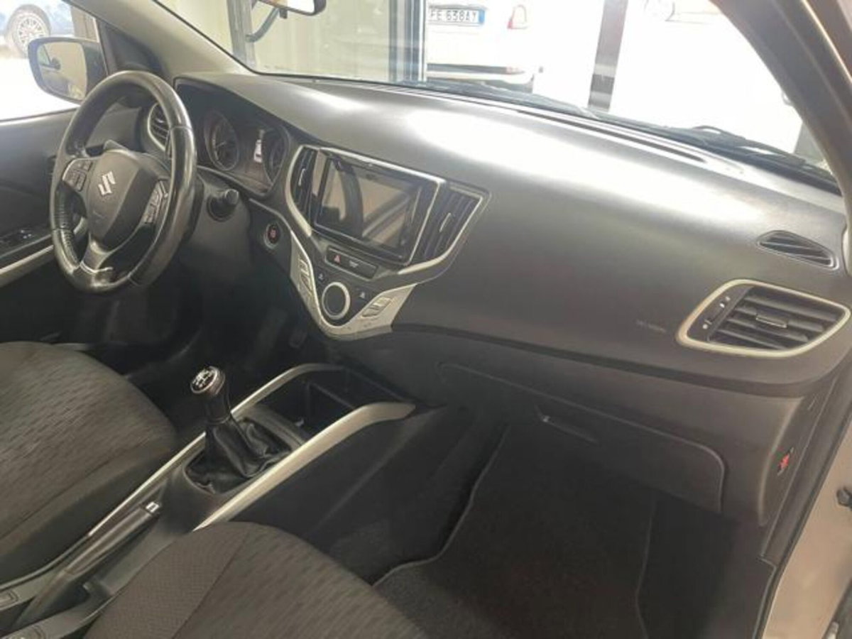 Suzuki Baleno 1.2 Hybrid Top (8)