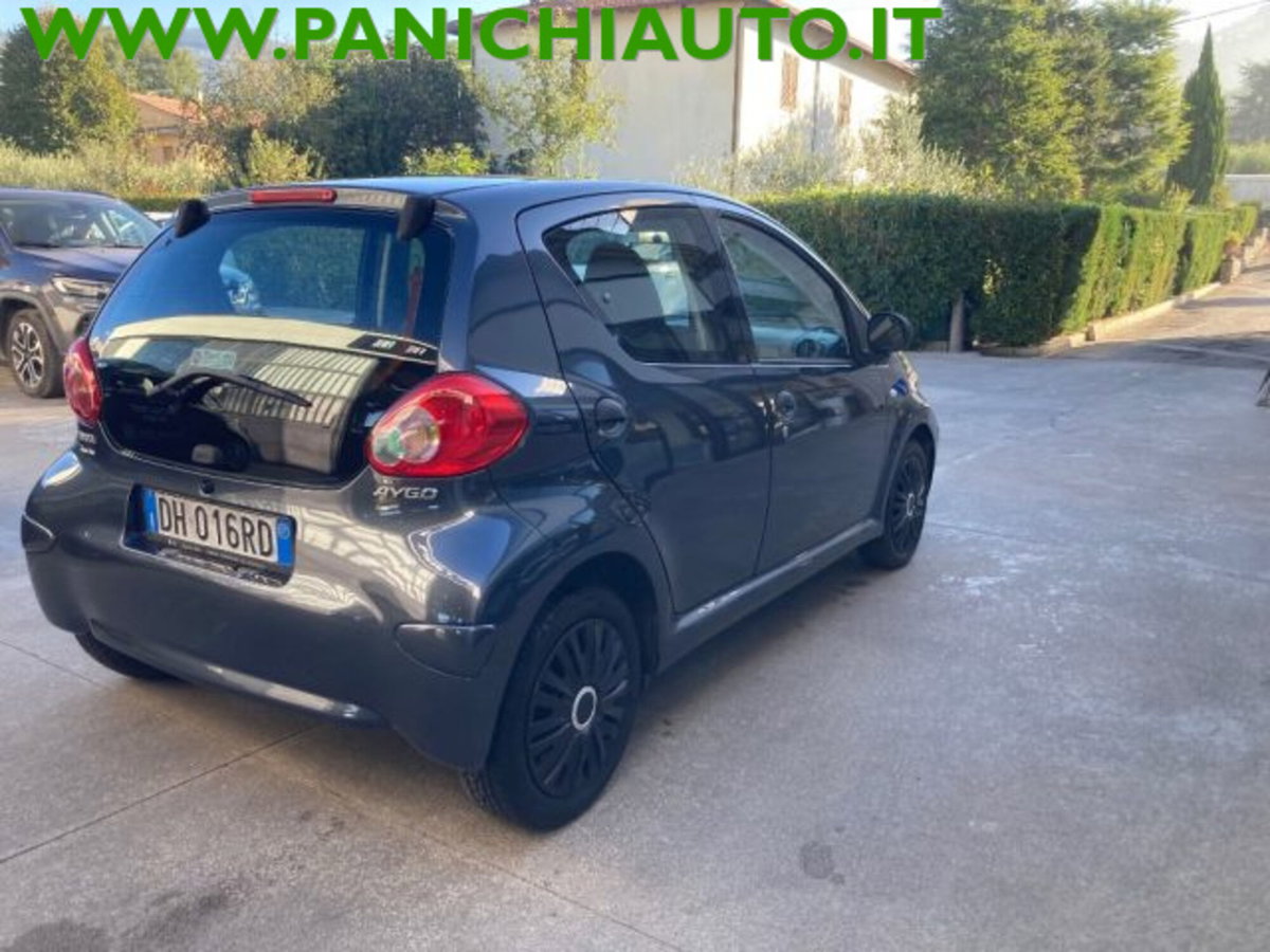 Toyota Aygo 1.0 12V VVT-i 5 porte Sol (4)
